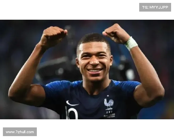 入选国家队的十大足球明星揭晓他们的成长历程与辉煌成就